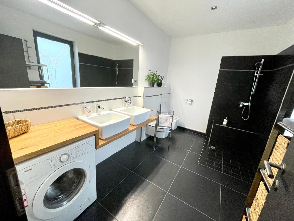 Apartament Mega Prvacina Zewnętrze zdjęcie