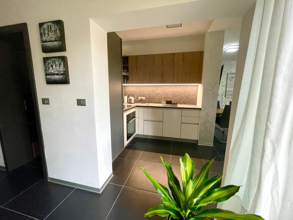 Apartament Mega Prvacina Zewnętrze zdjęcie